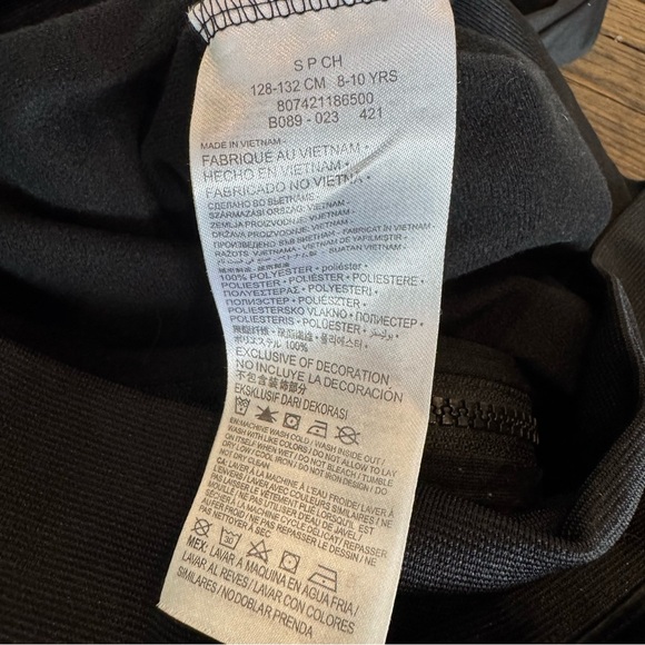 Air Jordan Kids Black and Red Zipper Track Jacket, Boys Size Small 8-10 Years - Picture 6 of 6